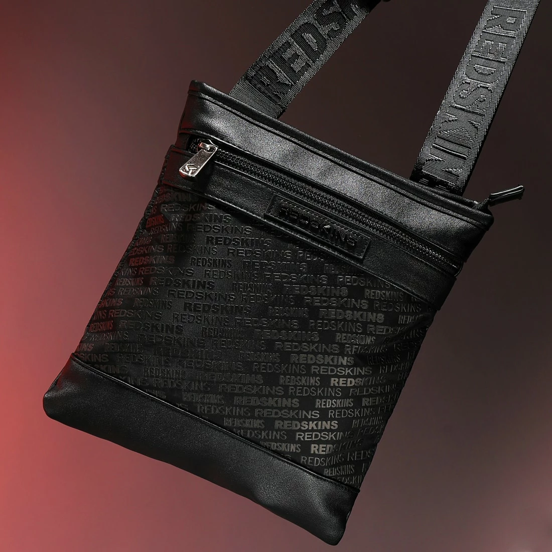 Le moins cher 🎁 Sacoche Iberia Noir de Redskins ✨ 7 Le moins cher 🎁 Sacoche Iberia Noir de Redskins ✨ – Image 5
