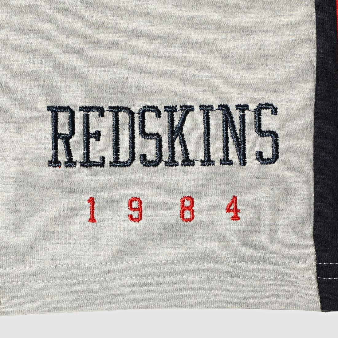 Sortie ✨ Short Jogging Enfant A Bandes 180130 Gris Chiné de Redskins ✨ 4 Sortie ✨ Short Jogging Enfant A Bandes 180130 Gris Chiné de Redskins ✨ – Image 2