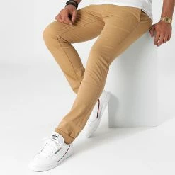 Meilleure affaire 🔥 Pantalon Chino Cody 2 Mahevan Camel de Redskins 👏 -Redskins Soldes redskins 276891 CODY 2 MAHEVAN CAME 20210803T141613 03