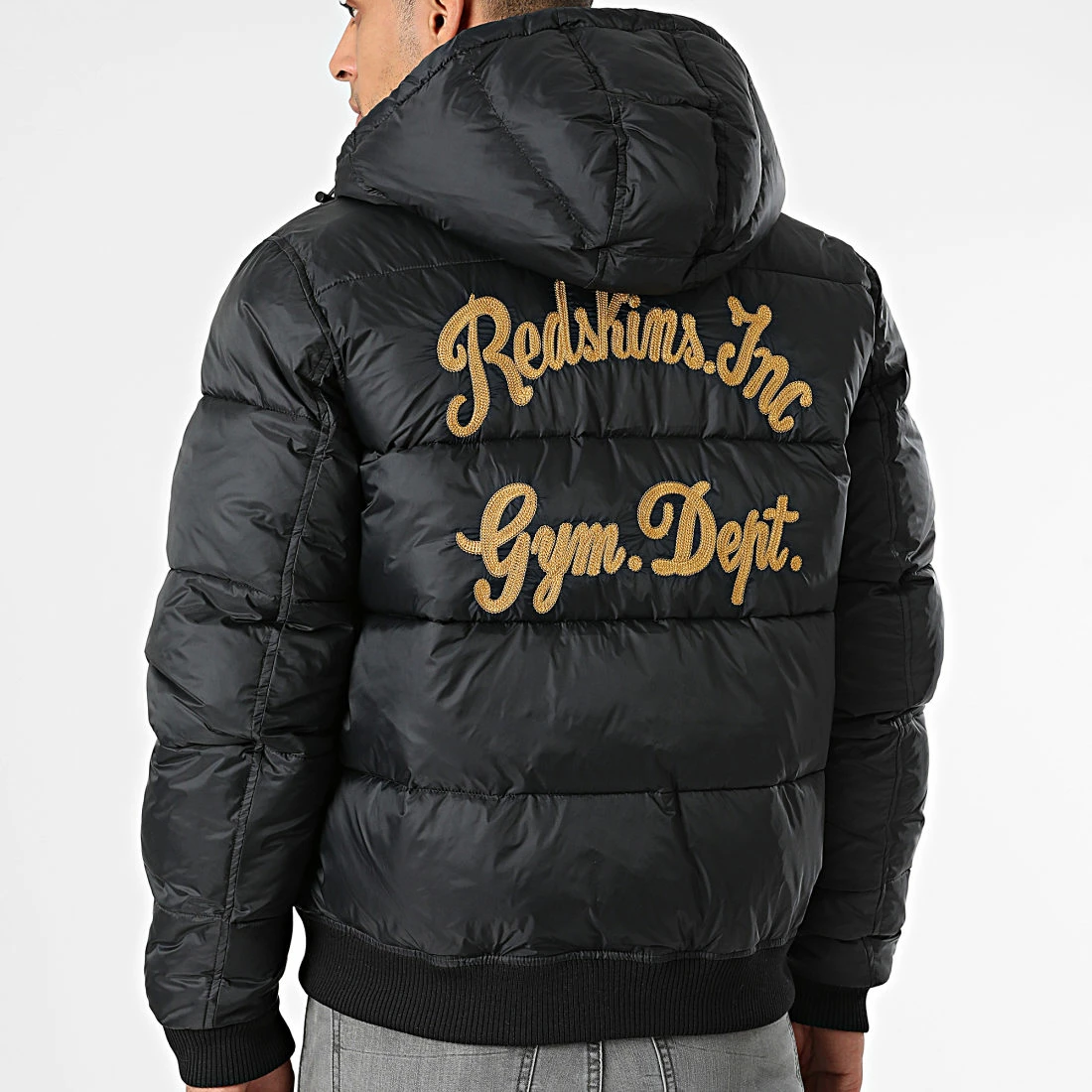 Remise 🔥 Doudoune Capuche Wallas Ford Noir Doré de Redskins 🤩 6 Remise 🔥 Doudoune Capuche Wallas Ford Noir Doré de Redskins 🤩 – Image 4