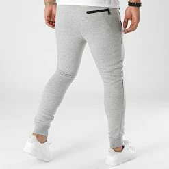 Vente flash ⭐ Pantalon Jogging Rza Poster Gris Chiné de Redskins 🔥 -Redskins Soldes redskins 286514 RZA POSTER HEGR 20210930T135746 04