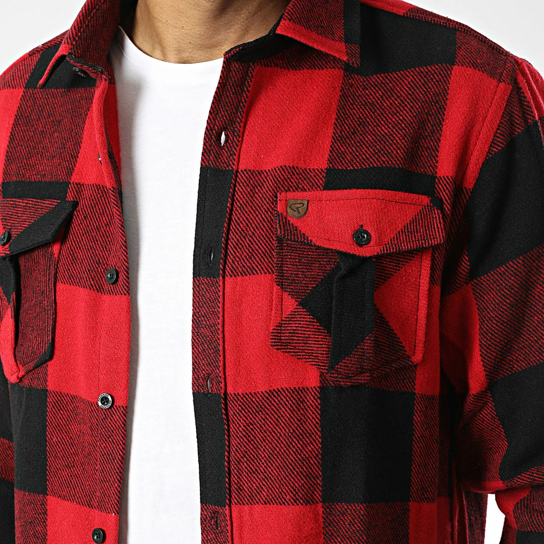 Offres 🔔 Chemise Manches Longues A Carreaux Eddie Milenio Rouge Noir de Redskins ⭐ 3 Offres 🔔 Chemise Manches Longues A Carreaux Eddie Milenio Rouge Noir de Redskins ⭐ – Image 2