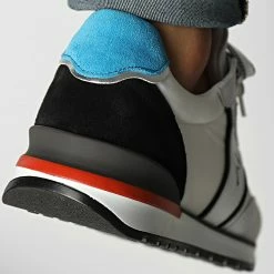 Vente flash 😉 Baskets Pacific MT071FA Blanc Noir Bleu de Redskins 🔥 -Redskins Soldes redskins 330260 MT071FA BLANC NOIR BLEU 20220805T100419 04