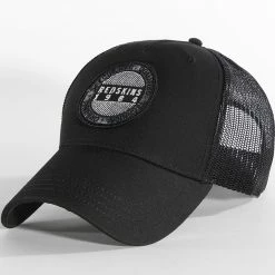 Les meilleures critiques de 👏 Casquette Trucker Newton Noir de Redskins 😉